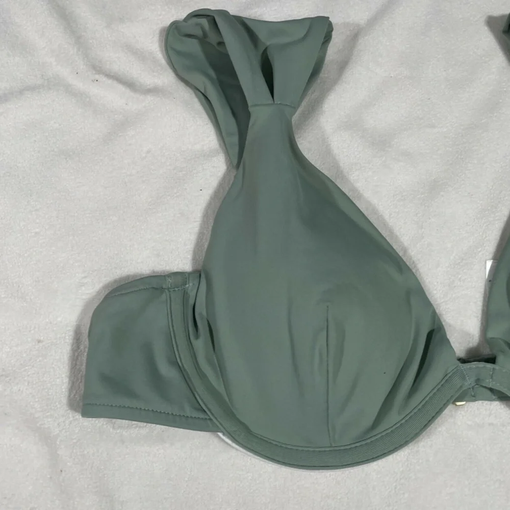 NEW $110 WeWoreWhat [SZ Large ] Allie Wide Strap Underwire Bikini Top‎ Green